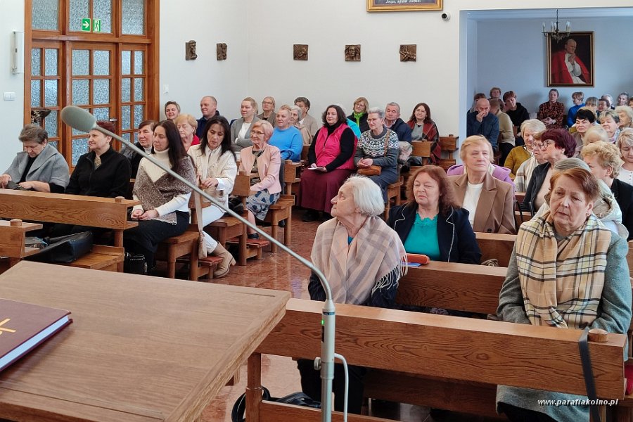 034 Sobota  - konferencja.jpg